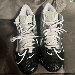Football cleats